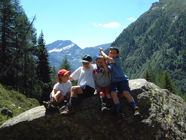 2002-06-24 Val Formazza - Rif. Margaroli